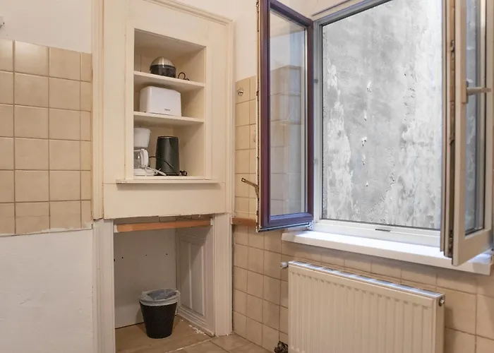 Affordable 2 Apts For 14p, 4br Great For Families Apartment Vienna
