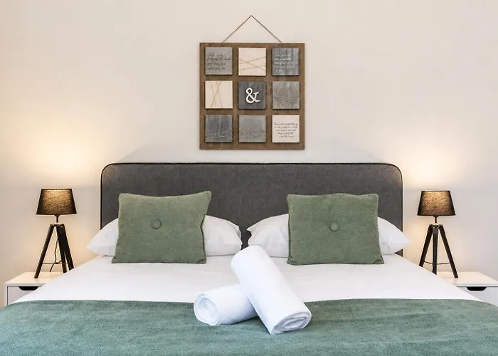 דירה Affordable 2 Apts For 14p, 4br Great For Families וינה